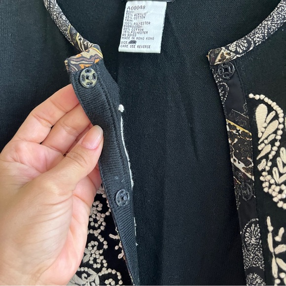 Koos of Course black cardigan embroidered mandala design, Size 2X, snap buttons. - Picture 5 of 8